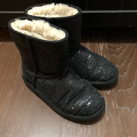 girls sparkle uggs